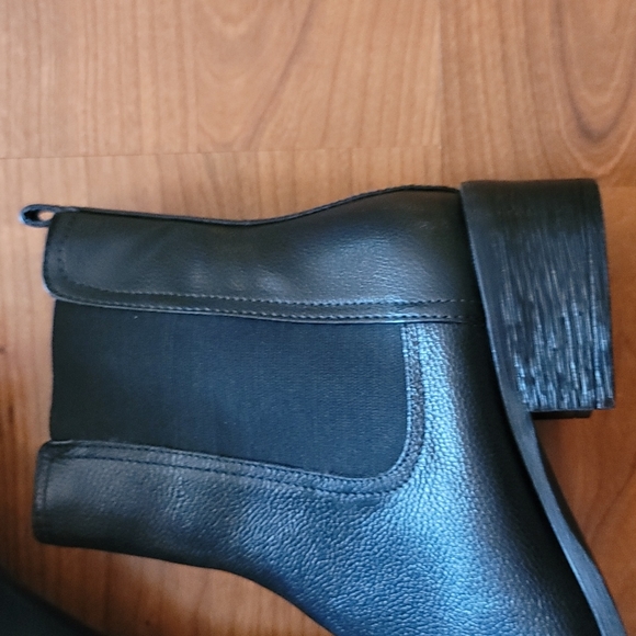 REACTION KENNETH COLE Salt Leather Chelsea Boot Size 8.5 - Picture 8 of 10